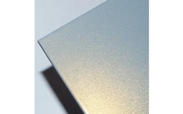 &iquest;Es duradero un panel compuesto de aluminio?