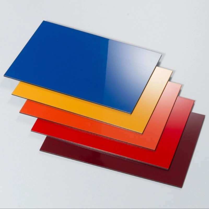Panneau composite en aluminium par rapport &agrave; la t&ocirc;le d'aluminium et aux feuilles d'aluminium&nbsp;: guide de comparaison des performances